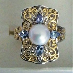 Freshwater Pearl and Tanzanite Ring